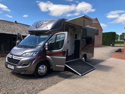 horsebox-web-photo.jpg
